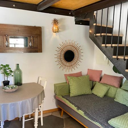 Le Bourguet Bed & Breakfast Sollies Pont Luaran gambar