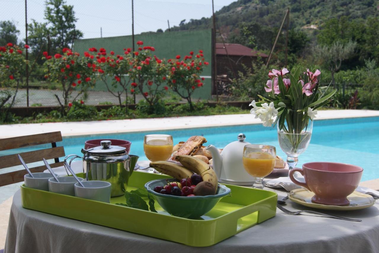Le Bourguet Bed & Breakfast Sollies Pont Luaran gambar