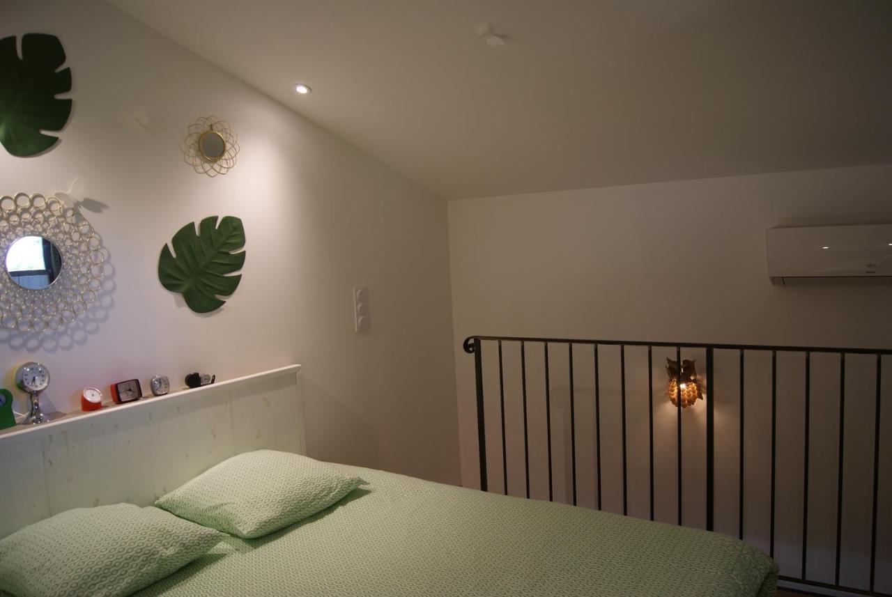 Le Bourguet Bed & Breakfast Sollies Pont Luaran gambar